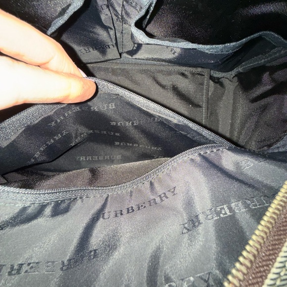 Burberry Cream and Brown Satchel with Iconic Design - Picture 9 of 10